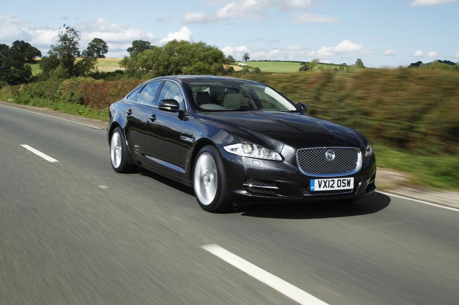  Jaguar XJ 2012 года  (UK) (фото 110 из 121)
